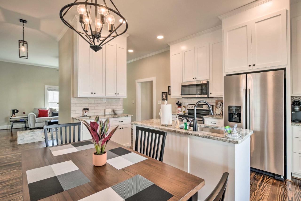 Ideally Located Penne Place With Deck And Grill Greenville Buitenkant foto