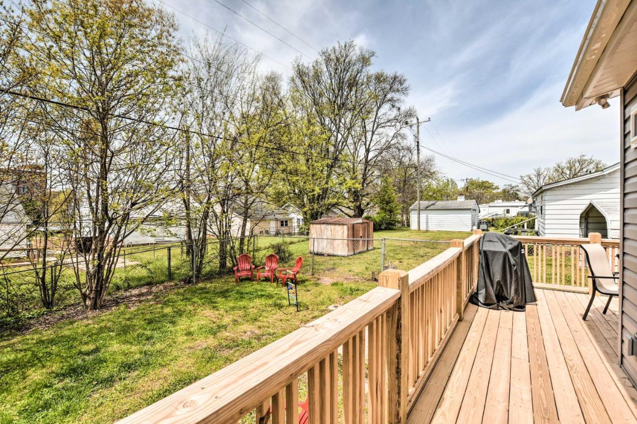 Ideally Located Penne Place With Deck And Grill Greenville Buitenkant foto